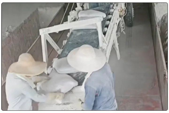 潔匠凈化水泥廠(chǎng)安裝高壓噴霧設(shè)備實(shí)現(xiàn)除臭